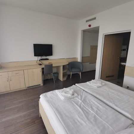 Corner Hotel Angyalfoeld Budapeszt Zewnętrze zdjęcie
